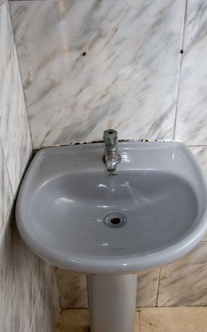 Casa à venda com 90m², 1 quarto e sem vagaBanheiro