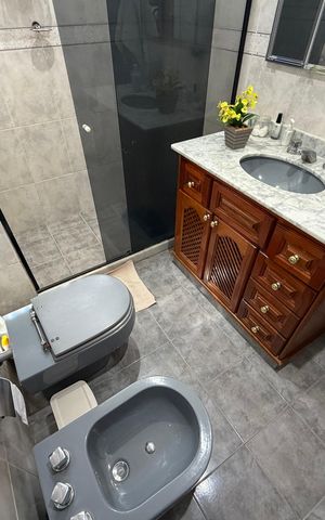 Apartamento à venda com 104m², 3 quartos e 1 vaga Apartamento à venda com 104m², 3 quartos e 1 vagaBanheiro social