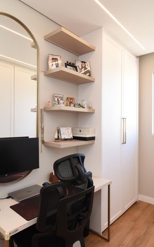 Apartamento à venda com 93m², 3 quartos e 2 vagasQuarto 2