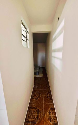Casa para alugar com 20m², 1 quarto e sem vaga Casa para alugar com 20m², 1 quarto e sem vagaCorredor