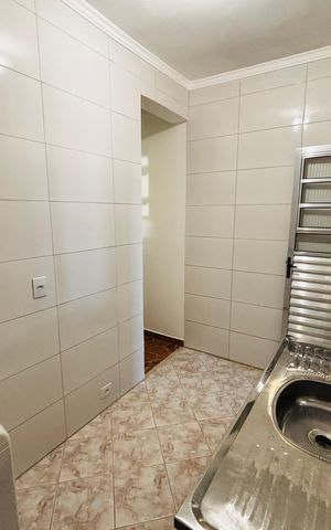 Casa para alugar com 20m², 1 quarto e sem vaga Casa para alugar com 20m², 1 quarto e sem vagaCozinha