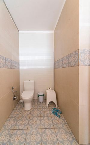 Casa à venda com 380m², 5 quartos e 3 vagas Casa à venda com 380m², 5 quartos e 3 vagasBanheiro do Quarto 4
