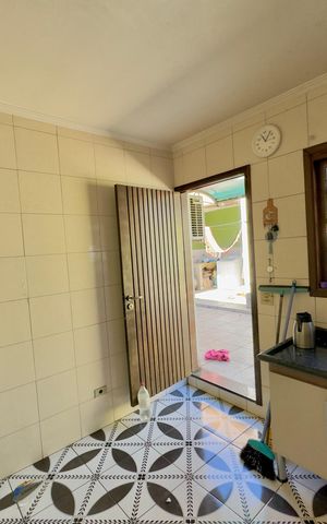 Casa à venda com 100m², 5 quartos e 2 vagas Casa à venda com 100m², 5 quartos e 2 vagasCozinha 1