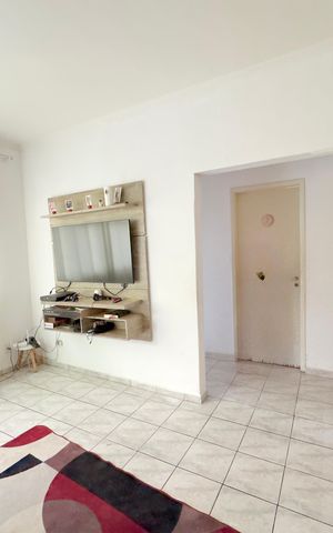 Casa à venda com 100m², 5 quartos e 2 vagas Casa à venda com 100m², 5 quartos e 2 vagasSala 1