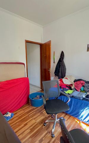 Casa à venda com 100m², 5 quartos e 2 vagas Casa à venda com 100m², 5 quartos e 2 vagasQuarto 1