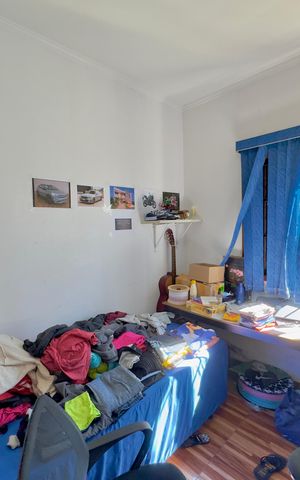 Casa à venda com 100m², 5 quartos e 2 vagas Casa à venda com 100m², 5 quartos e 2 vagasQuarto 1