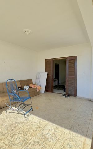 Casa à venda com 100m², 5 quartos e 2 vagas Casa à venda com 100m², 5 quartos e 2 vagasSacada