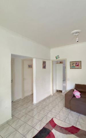 Casa à venda com 100m², 5 quartos e 2 vagas Casa à venda com 100m², 5 quartos e 2 vagasSala 1