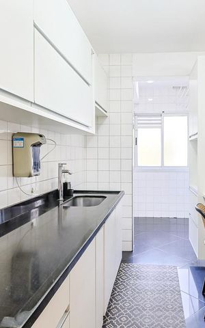 Apartamento à venda com 70m², 3 quartos e 2 vagas Apartamento à venda com 70m², 3 quartos e 2 vagasCozinha