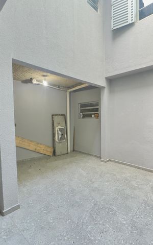 Casa à venda com 145m², 2 quartos e 2 vagas Casa à venda com 145m², 2 quartos e 2 vagasÁrea de Serviço