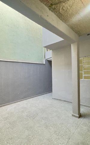 Casa à venda com 145m², 2 quartos e 2 vagas Casa à venda com 145m², 2 quartos e 2 vagasÁrea de Serviço