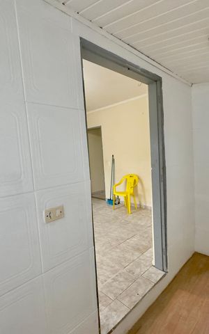 Casa à venda com 145m², 2 quartos e 2 vagas Casa à venda com 145m², 2 quartos e 2 vagasCloset quarto 2