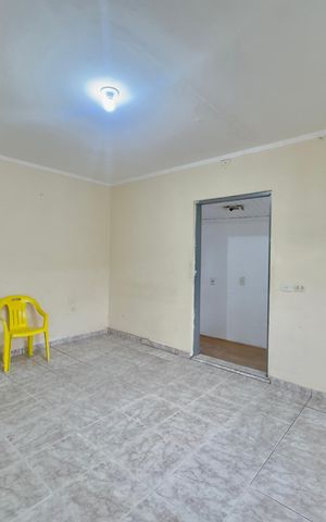 Casa à venda com 145m², 2 quartos e 2 vagas Casa à venda com 145m², 2 quartos e 2 vagasQuarto 2