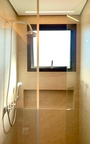 Apartamento para alugar com 163m², 4 quartos e 3 vagas Apartamento para alugar com 163m², 4 quartos e 3 vagasBanheiro da Suíte 1