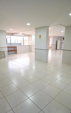 Apartamento para alugar com 77m², 2 quartos e 2 vagas