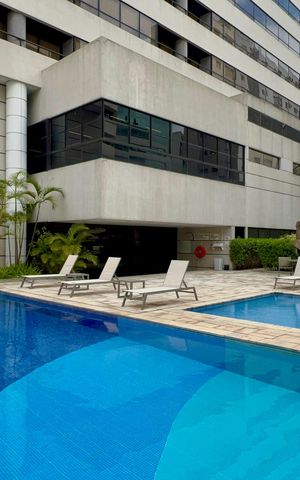 Studio para alugar com 30m², 1 quarto e 1 vaga Studio para alugar com 30m², 1 quarto e 1 vagaPiscina