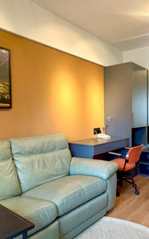 Studio para alugar com 30m², 1 quarto e 1 vaga Studio para alugar com 30m², 1 quarto e 1 vagaSala