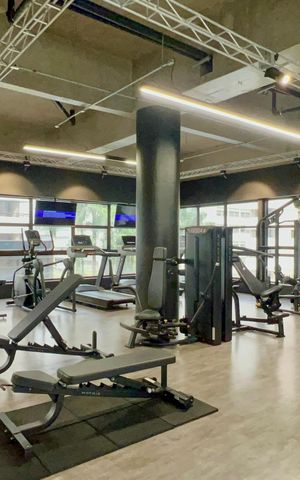 Studio para alugar com 30m², 1 quarto e 1 vaga Studio para alugar com 30m², 1 quarto e 1 vagaAcademia