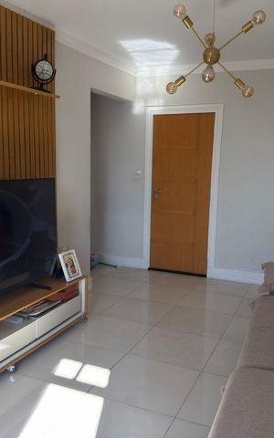 Apartamento à venda com 110m², 2 quartos e 1 vaga Apartamento à venda com 110m², 2 quartos e 1 vagaSala