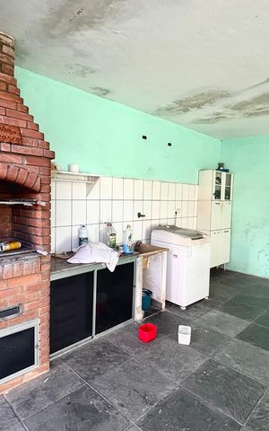 Casa à venda com 347m², 3 quartos e 3 vagas Casa à venda com 347m², 3 quartos e 3 vagasÁrea comum - Churrasqueira