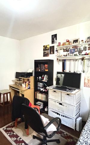 Casa à venda com 347m², 3 quartos e 3 vagas Casa à venda com 347m², 3 quartos e 3 vagasQuarto 1