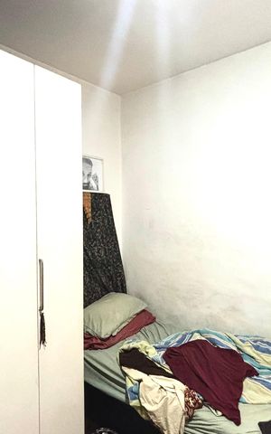 Casa à venda com 347m², 3 quartos e 3 vagas Casa à venda com 347m², 3 quartos e 3 vagasQuarto 2