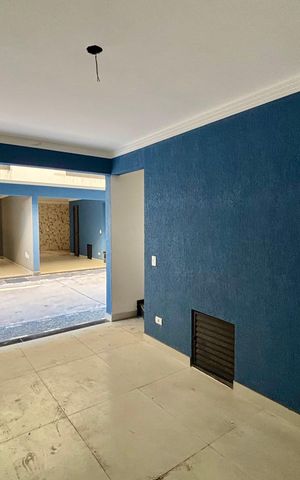 Casa à venda com 85m², 2 quartos e 1 vaga Casa à venda com 85m², 2 quartos e 1 vagaGaragem
