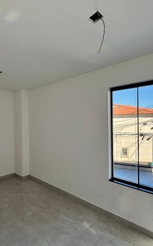 Casa à venda com 85m², 2 quartos e 1 vaga Casa à venda com 85m², 2 quartos e 1 vagaSala