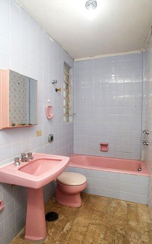 Apartamento à venda com 80m², 2 quartos e sem vagaBanheiro 