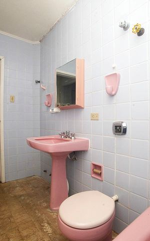 Apartamento à venda com 80m², 2 quartos e sem vagaBanheiro 