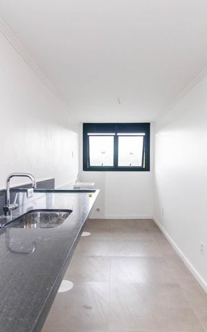 Apartamento à venda com 116m², 3 quartos e 2 vagas Apartamento à venda com 116m², 3 quartos e 2 vagasCozinha