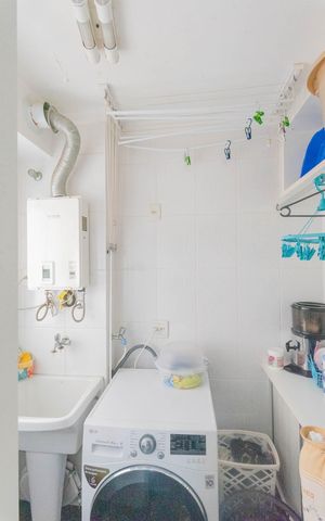 Apartamento à venda com 87m², 3 quartos e 2 vagas Apartamento à venda com 87m², 3 quartos e 2 vagasÁrea de Serviço