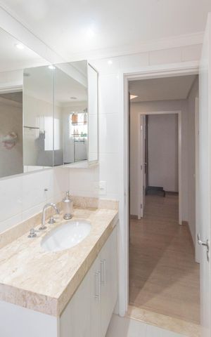 Apartamento à venda com 87m², 3 quartos e 2 vagas Apartamento à venda com 87m², 3 quartos e 2 vagasBanheiro
