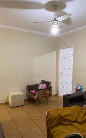 Casa para alugar com 180m², 3 quartos e 2 vagas Casa para alugar com 180m², 3 quartos e 2 vagasSala