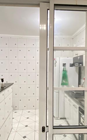Casa para alugar com 180m², 3 quartos e 2 vagas Casa para alugar com 180m², 3 quartos e 2 vagasCozinha