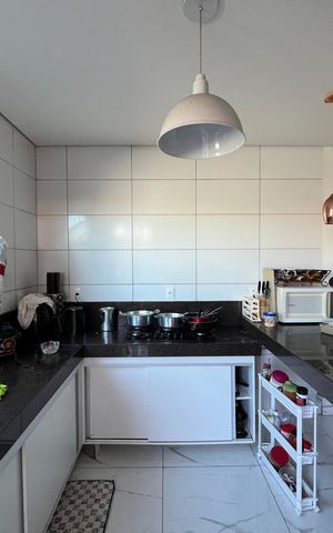 Casa à venda com 360m², 4 quartos e 4 vagasCozinha
