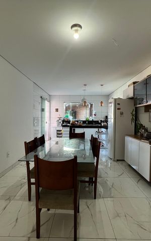 Casa à venda com 360m², 4 quartos e 4 vagasCozinha