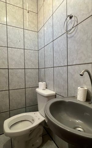Casa à venda com 360m², 4 quartos e 4 vagasLavabo