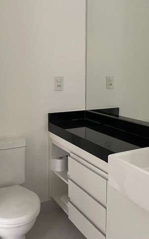 Apartamento à venda com 63m², 1 quarto e 1 vaga Apartamento à venda com 63m², 1 quarto e 1 vagaBanheiro