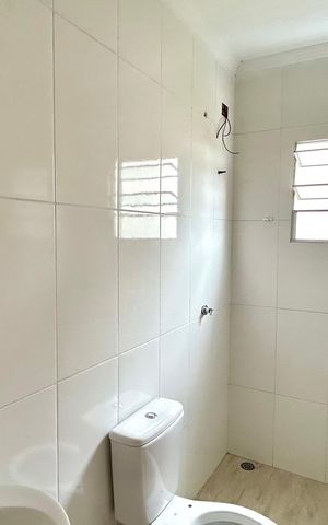 Casa à venda com 125m², 2 quartos e 2 vagas Casa à venda com 125m², 2 quartos e 2 vagasBanheiro da Suíte 1