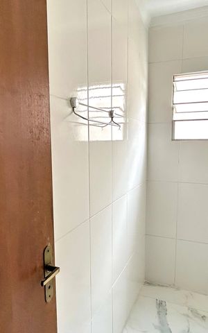 Casa à venda com 125m², 2 quartos e 2 vagas Casa à venda com 125m², 2 quartos e 2 vagasBanheiro da Suíte 2