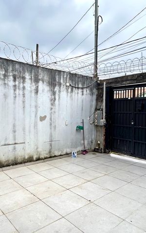 Casa à venda com 125m², 2 quartos e 2 vagas Casa à venda com 125m², 2 quartos e 2 vagasGaragem