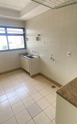 Apartamento para alugar com 310m², 4 quartos e 1 vaga Apartamento para alugar com 310m², 4 quartos e 1 vagaCozinha
