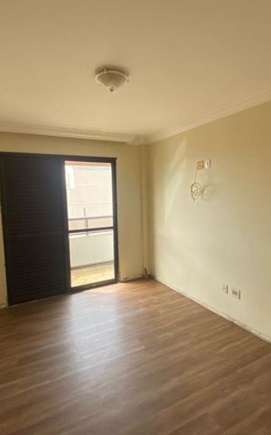 Apartamento para alugar com 310m², 4 quartos e 1 vaga Apartamento para alugar com 310m², 4 quartos e 1 vagaSuíte