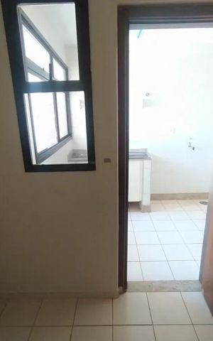 Apartamento para alugar com 310m², 4 quartos e 1 vaga Apartamento para alugar com 310m², 4 quartos e 1 vagaQuarto de serviço