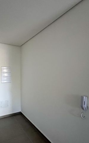 Apartamento à venda com 92m², 2 quartos e 1 vaga Apartamento à venda com 92m², 2 quartos e 1 vagaSala