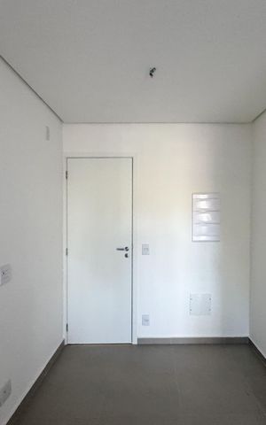 Apartamento à venda com 92m², 2 quartos e 1 vaga Apartamento à venda com 92m², 2 quartos e 1 vagaSala
