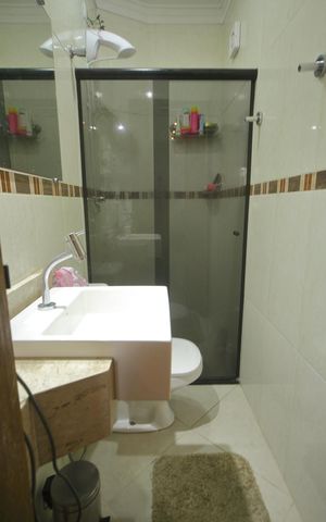 Apartamento à venda com 132m², 2 quartos e 2 vagasBanheiro da Suíte 