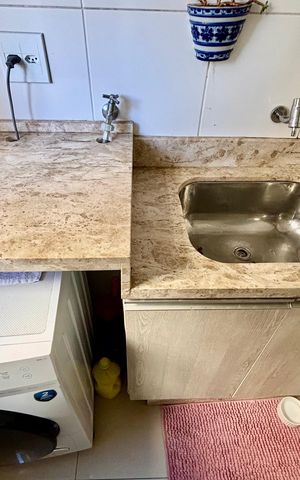 Apartamento à venda com 65m², 3 quartos e 1 vagaÁrea de serviço 