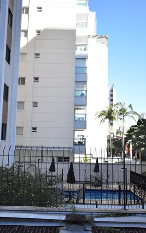 Casa para alugar com 240m², 3 quartos e 4 vagasVista da suíte 3